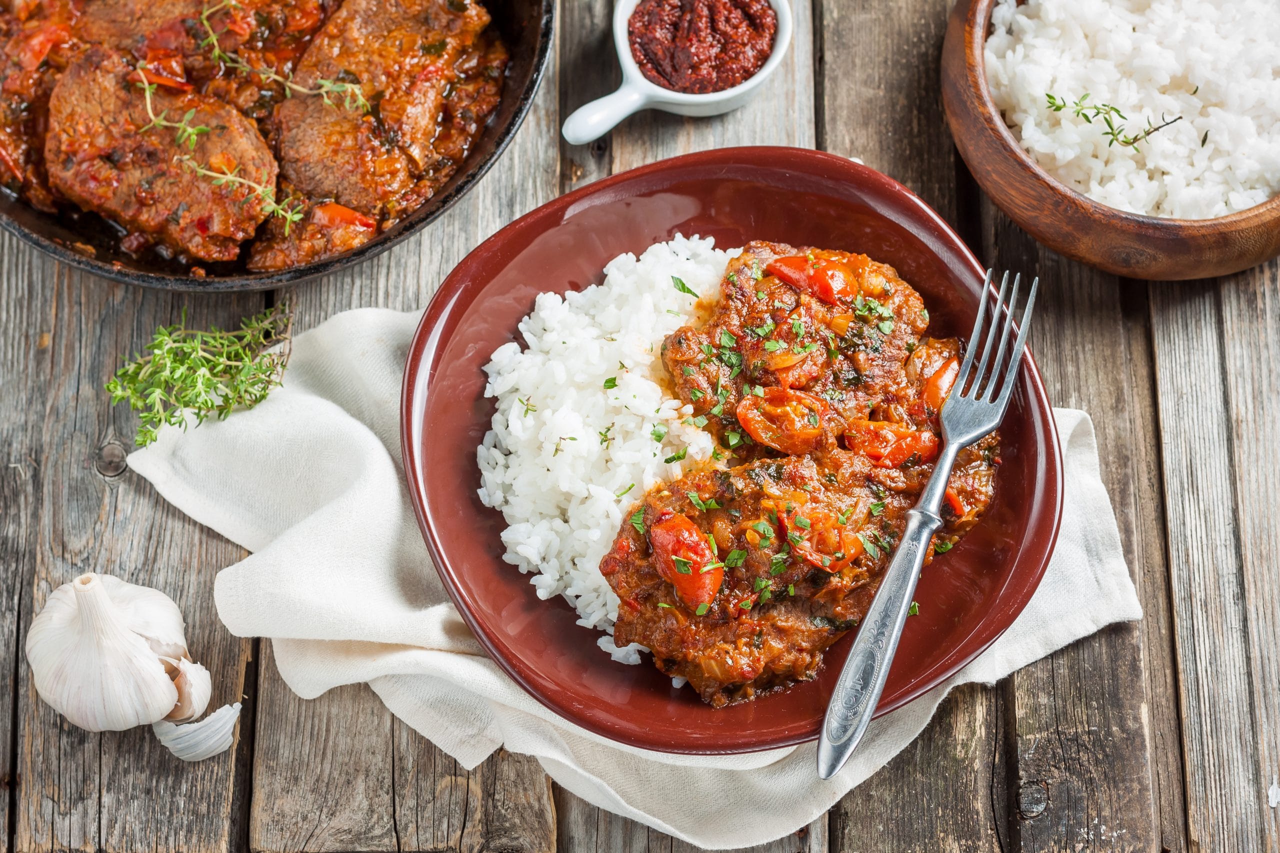 Beef goulash in a Yum Asia rice cooker - GreedyPanda Foodie Blog