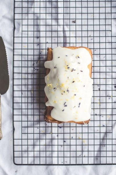 Zingy Lemon Drizzle cake