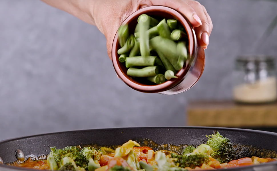 Indian Nariyal Chicken Curry3