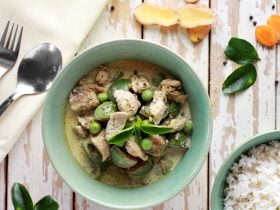 Thai green curry with chicken