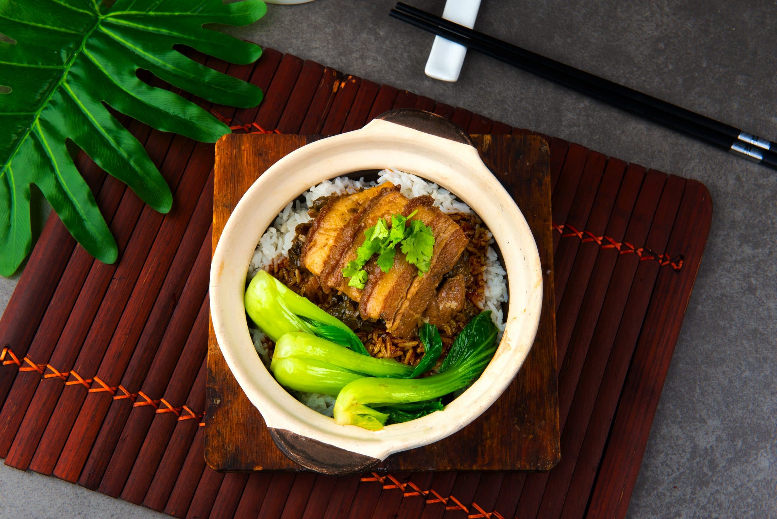 Hong Kong-Style Vegan Clay Pot Rice - The Foodie Takes Flight
