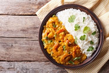 COCONUT AND TAMARIND PRAWN CURRY